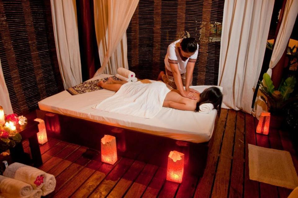 Crystal Paradise Resort Spa & Winery Нарра Экстерьер фото