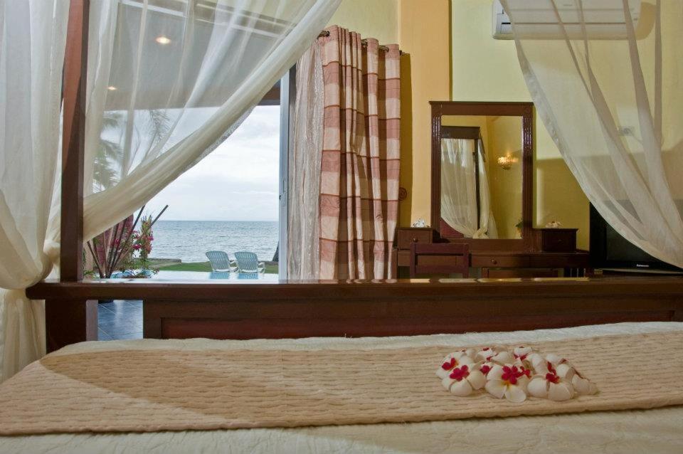 Crystal Paradise Resort Spa & Winery Нарра Экстерьер фото